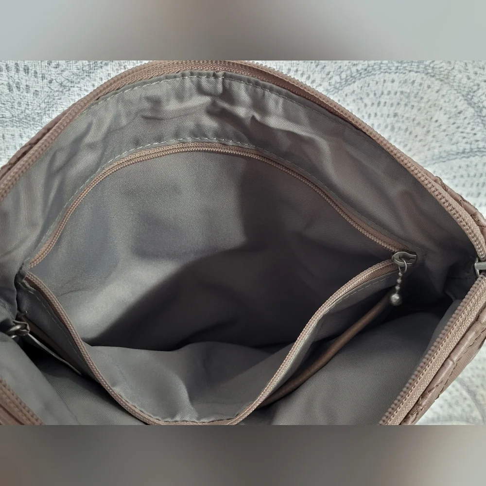 Baggallini Rose Pink Metallic Quilted Crossbody "For Life's Journey" - Picture 12 of 15